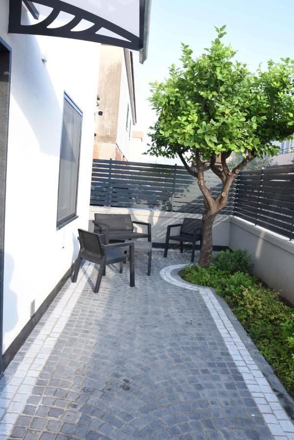 Studio Apartment Angelo - Free Private Parking Sarno Kültér fotó